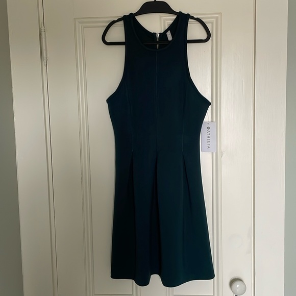 NWT Athleta En Route Scuba Dress - Picture 1 of 10
